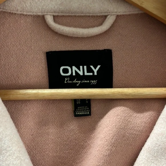 Pink Shacket - Picture 5 of 8